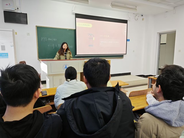 &nbsp; &nbsp; &nbsp; &nbsp;